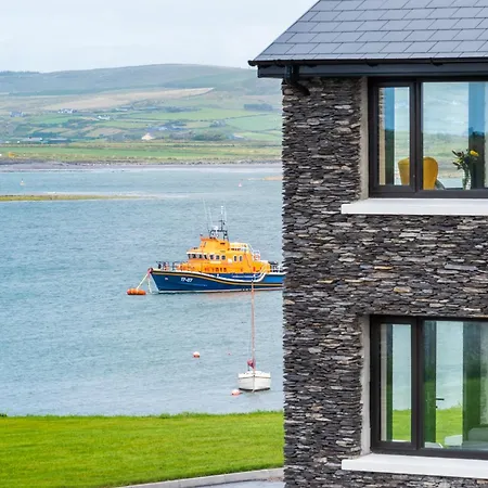 Сasa de vacaciones Luxury 4 Bedroom Overlooking The Sea On Valentia Island