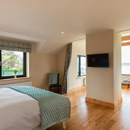 Сasa de vacaciones Luxury 4 Bedroom Overlooking The Sea On Valentia Island *