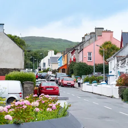 Luxury 4 Bedroom Overlooking The Sea On Valentia Island * Knights Town