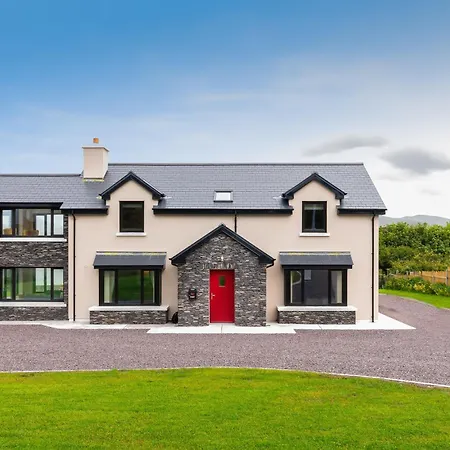 Luxury 4 Bedroom Overlooking The Sea On Valentia Island * Knights Town
