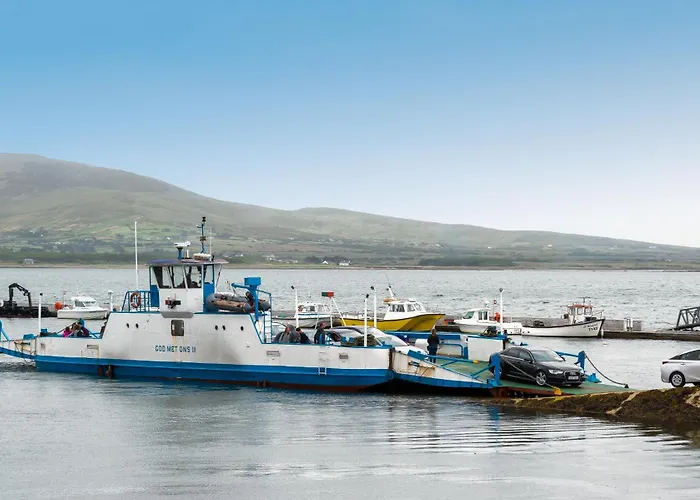 Luxury 4 Bedroom Overlooking The Sea On Valentia Island Dom wakacyjny *