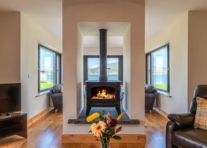Dom wakacyjny Luxury 4 Bedroom Overlooking The Sea On Valentia Island
