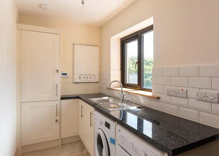 Luxury 4 Bedroom Overlooking The Sea On Valentia Island Knights Town