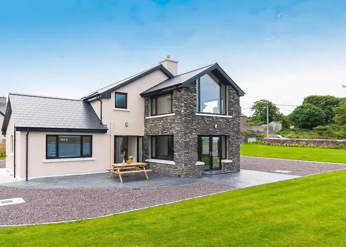 Luxury 4 Bedroom Overlooking The Sea On Valentia Island
