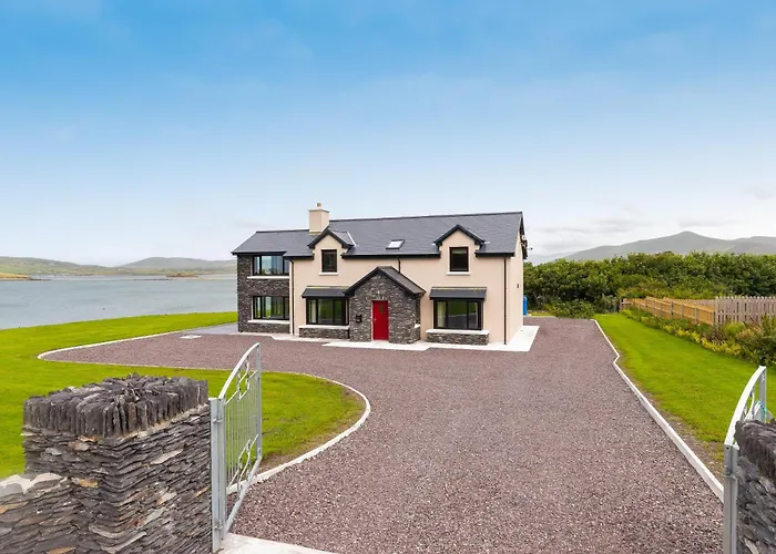 Luxury 4 Bedroom Overlooking The Sea On Valentia Island Knights Town