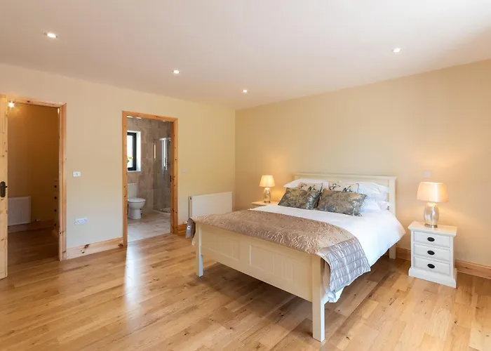 Dom wakacyjny Luxury 4 Bedroom Overlooking The Sea On Valentia Island Knights Town