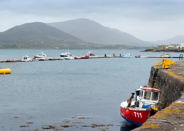 Luxury 4 Bedroom Overlooking The Sea On Valentia Island Dom wakacyjny *